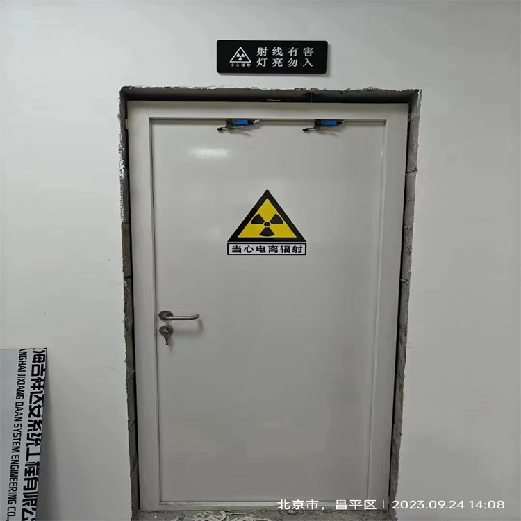 乐山电动铅门关不严就开了的原因